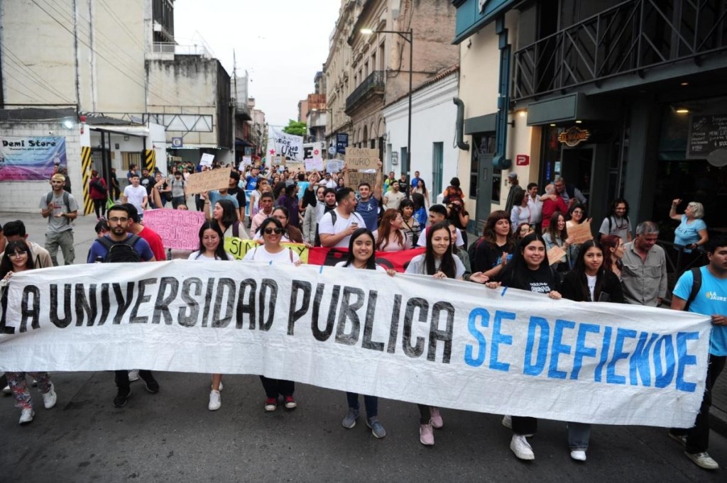 Tucum&aacute;n se prepara para la Marcha Federal por la Educaci&oacute;n: desde la UNT convocan para el martes 12 de mayo