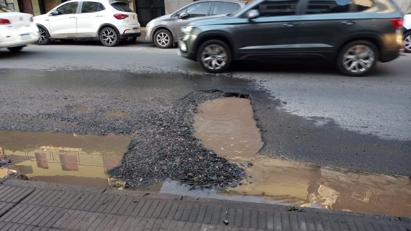 Los vecinos de San Miguel de Tucum&aacute;n podr&iacute;an ser indemnizados por accidentes en baches