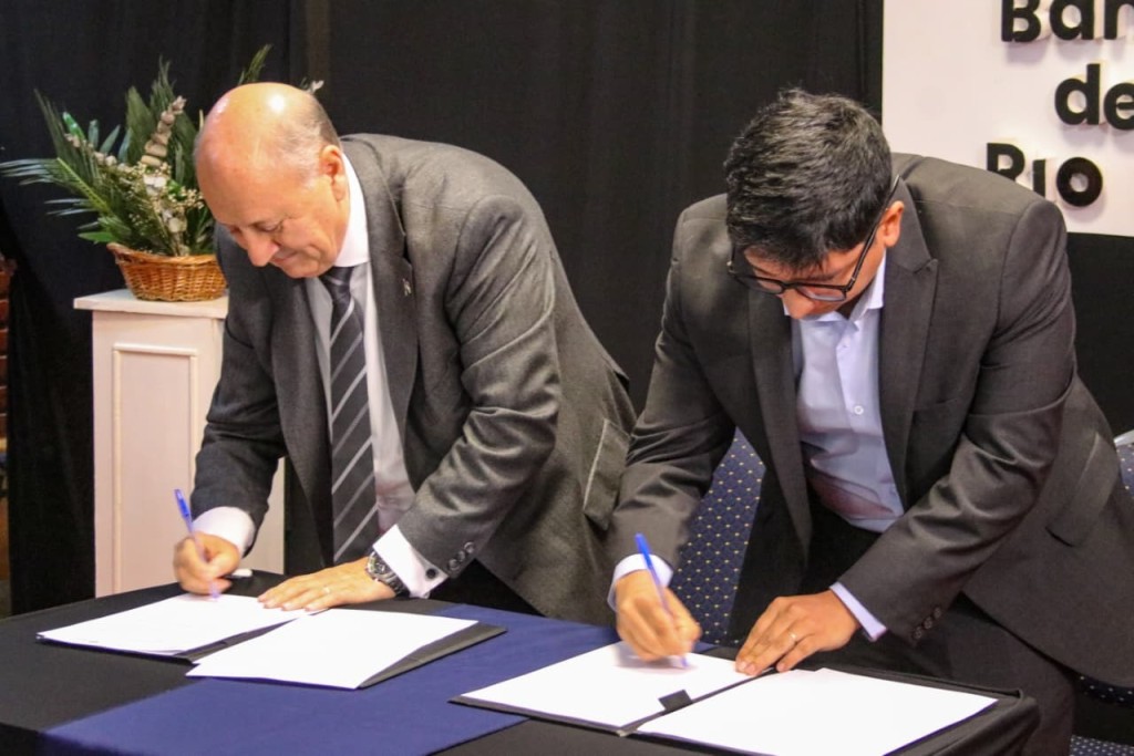 Banda del R&iacute;o Sal&iacute; firm&oacute; un convenio para construir el nuevo edificio del Ministerio Pupilar y de la Defensa en el ex Ingenio San Juan