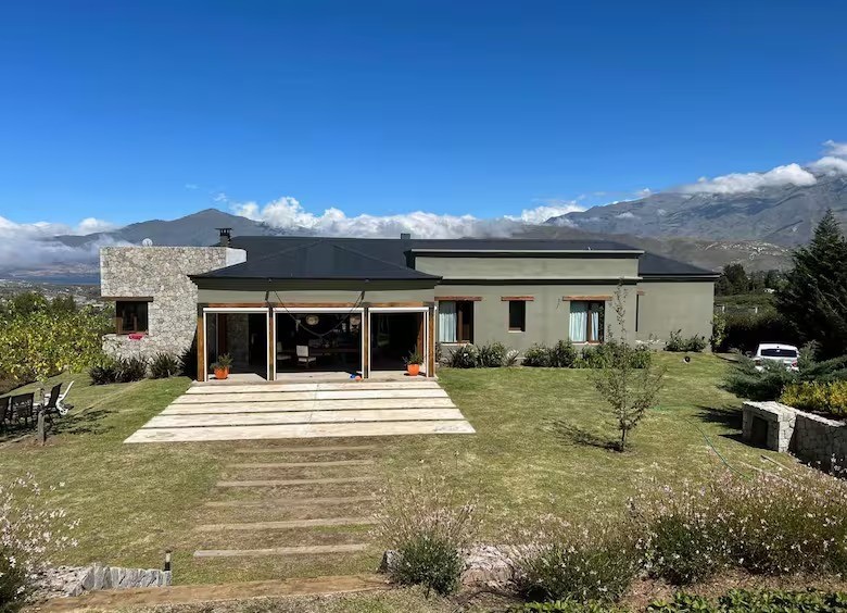 La casa de fin de semana de Osvaldo Jaldo en Taf&iacute; del Valle: US$300.000, hipoteca al Banco Macro y sin declaraciones juradas p&uacute;blicas desde 2016