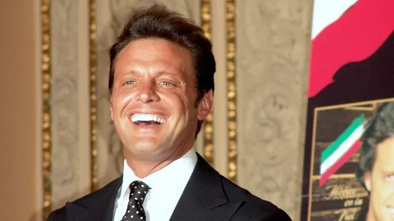 Luis Miguel habr&iacute;a sido hospitalizado de urgencia en Nueva York por una complicaci&oacute;n card&iacute;aca