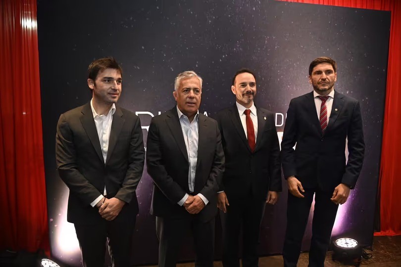 Elecciones 2027: los gobernadores articulan un calendario desdoblado para frenar a Milei