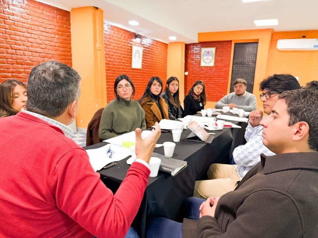 Banda del R&iacute;o Sal&iacute; avanza en un convenio con la Provincia para fortalecer pol&iacute;ticas de juventud y contenci&oacute;n