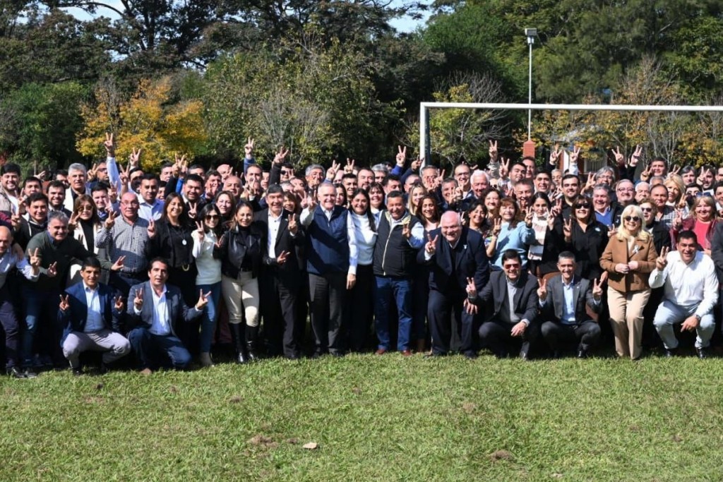 Jaldo encabez&oacute; una cumbre con dirigentes del interior tucumano para reforzar la unidad del PJ