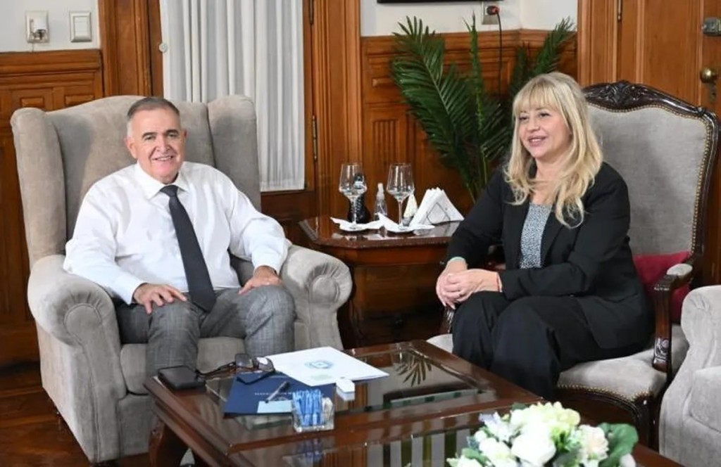 El gobernador Jaldo se reunir&aacute; el martes con la intendenta Chahla para afianzar la agenda conjunta en obras y transporte