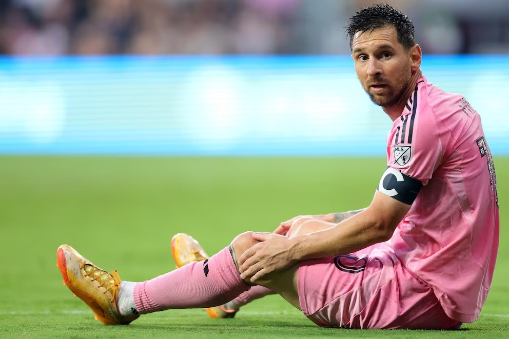 Lionel Messi sufri&oacute; una leve distensi&oacute;n en el isquiotibial pero llegar&aacute; sin problemas al debut de Argentina en el Mundial 2026