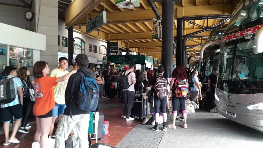 El Gobierno nacional suprime las compensaciones econ&oacute;micas a empresas de larga distancia por pasajes gratuitos