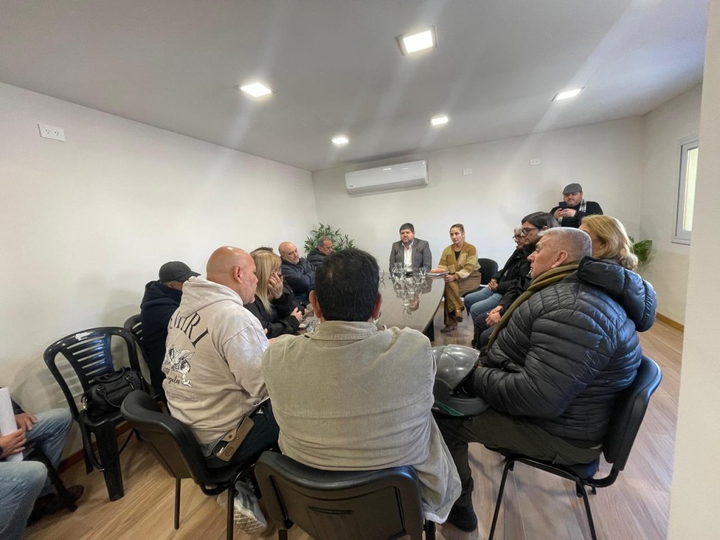 Carlos Ale se reuni&oacute; con el sindicato de Empleados Municipales y pedir&aacute; el tratamiento urgente del proyecto de receso invernal