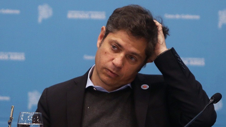 Una encuesta revela que el 79,6% de los bonaerenses le exige a Kicillof aplicar &ldquo;motosierra&rdquo; al gasto pol&iacute;tico