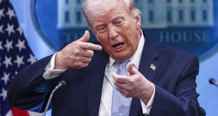 Trump advierte a Ir&aacute;n: si atacan un barco estadounidense en el estrecho de Ormuz, ser&aacute;n &ldquo;borrados de la faz de la Tierra&rdquo;