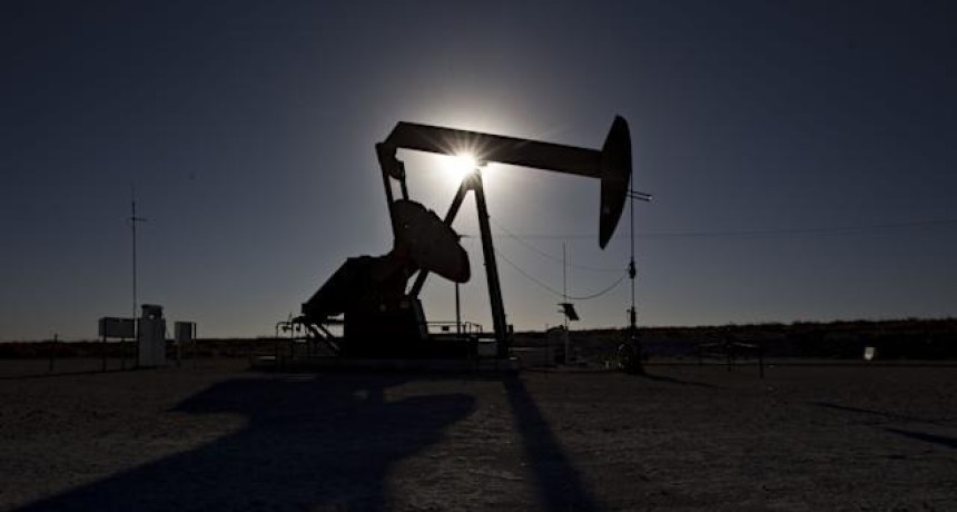 Acuerdo de paz EE.UU.-Ir&aacute;n dispara los mercados: el petr&oacute;leo cae hasta 12% y el gas baja 8%