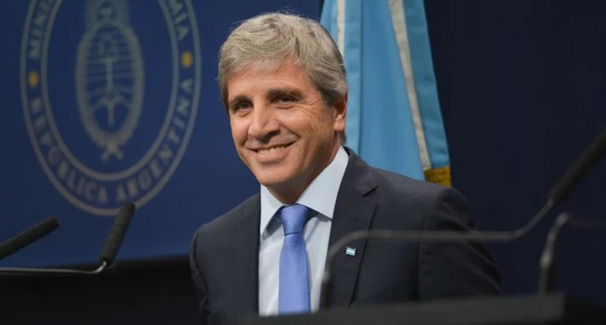 La mejora crediticia de Fitch acerca a Argentina a una baja del riesgo pa&iacute;s y a un eventual retorno al mercado de capitales