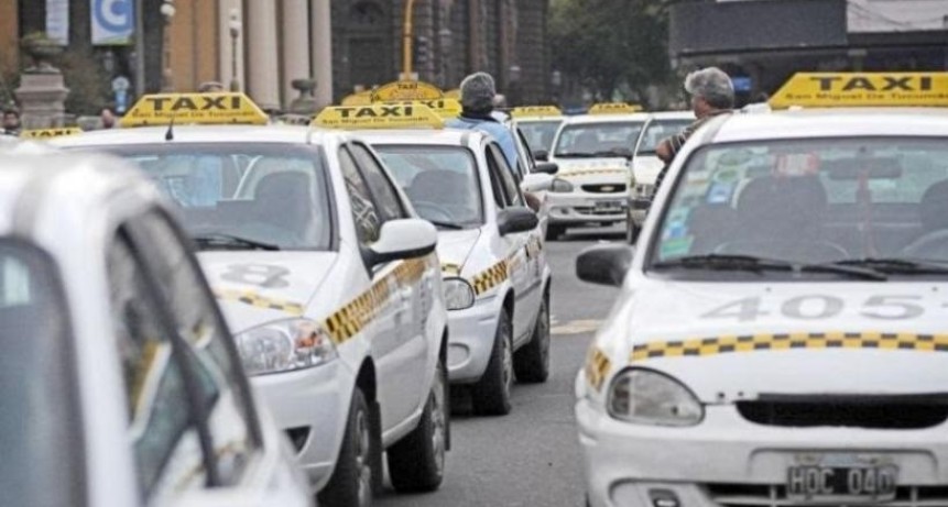 Protesta de taxistas en San Miguel de Tucum&aacute;n: estacionar&aacute;n en puntos clave del centro para pedir una tarifa actualizada