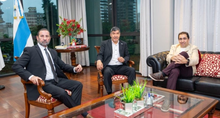 Acevedo, Mansilla y Juri acordaron una agenda legislativa conjunta para proyectar el &aacute;rea metropolitana de Tucum&aacute;n