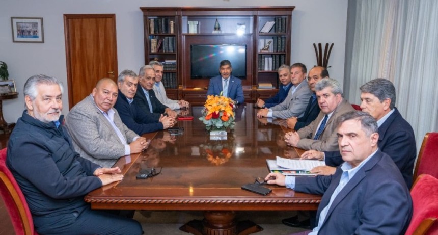 Acevedo convoc&oacute; a los legisladores de la Comisi&oacute;n de Emergencia H&iacute;drica para trazar un plan contra las inundaciones en 180 d&iacute;as