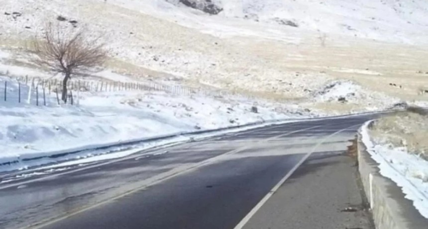 Tucum&aacute;n: corte total en la Ruta 307 por hielo en la calzada entre Taf&iacute; del Valle y Amaicha del Valle