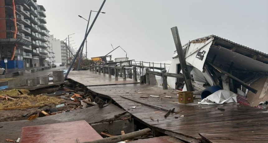 Monte Hermoso contabiliza p&eacute;rdidas millonarias: el temporal extratropical arras&oacute; con m&aacute;s de dos kil&oacute;metros de rambla y deja costos de reconstrucci&oacute;n inciertos