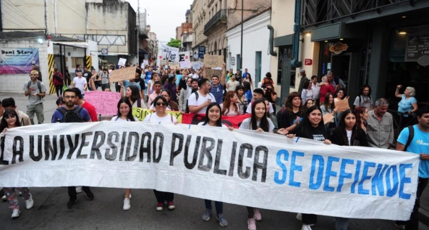 Tucum&aacute;n se prepara para la Marcha Federal por la Educaci&oacute;n: desde la UNT convocan para el martes 12 de mayo
