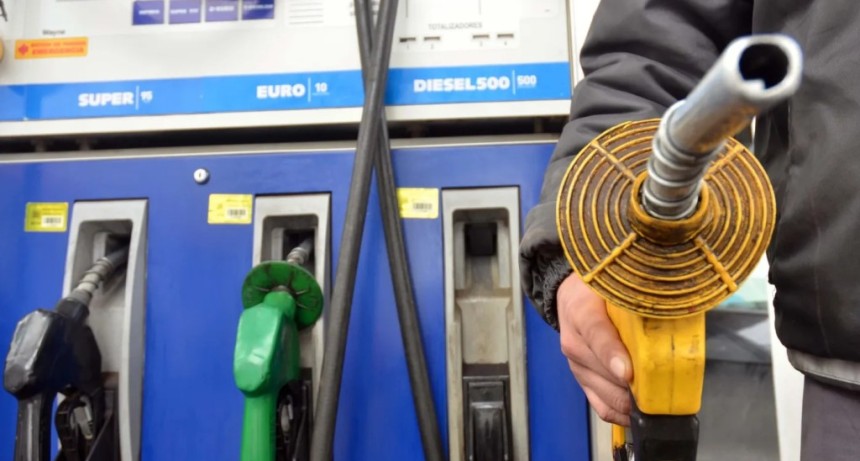 YPF y las petroleras definen el rumbo de los combustibles tras el fin del &ldquo;buffer&rdquo; que contuvo la suba internacional del petr&oacute;leo