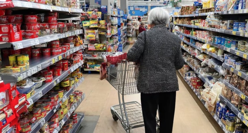 El arroz subi&oacute; hasta 17%, los l&aacute;cteos 8% y el caf&eacute; 7%: la industria alimenticia traslada costos internacionales a los precios de mayo