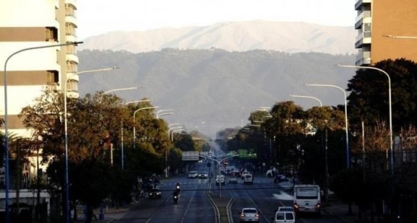 Tucum&aacute;n: martes con amplitud t&eacute;rmica de 6&deg; a 22&deg; y cielo despejado por la ma&ntilde;ana, seg&uacute;n el SMN
