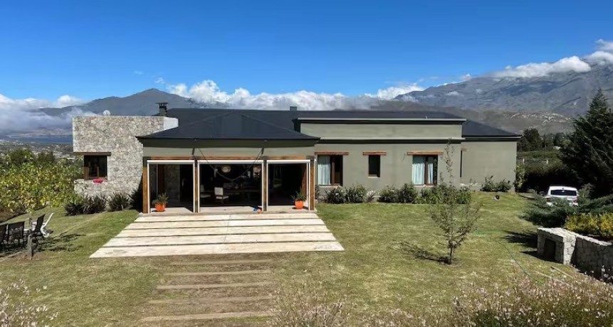 La casa de fin de semana de Osvaldo Jaldo en Taf&iacute; del Valle: US$300.000, hipoteca al Banco Macro y sin declaraciones juradas p&uacute;blicas desde 2016