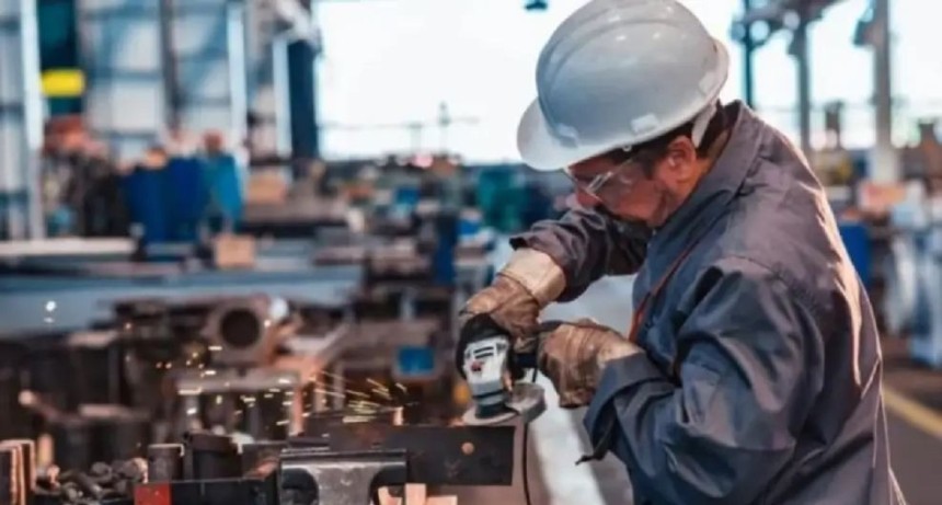 La industria argentina oper&oacute; al 59,8% de su capacidad en marzo, el mejor nivel desde octubre de 2025