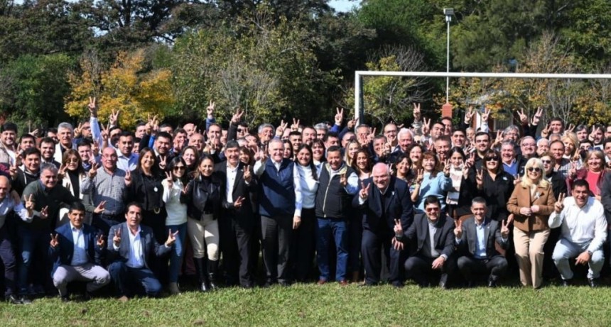 Jaldo encabez&oacute; una cumbre con dirigentes del interior tucumano para reforzar la unidad del PJ