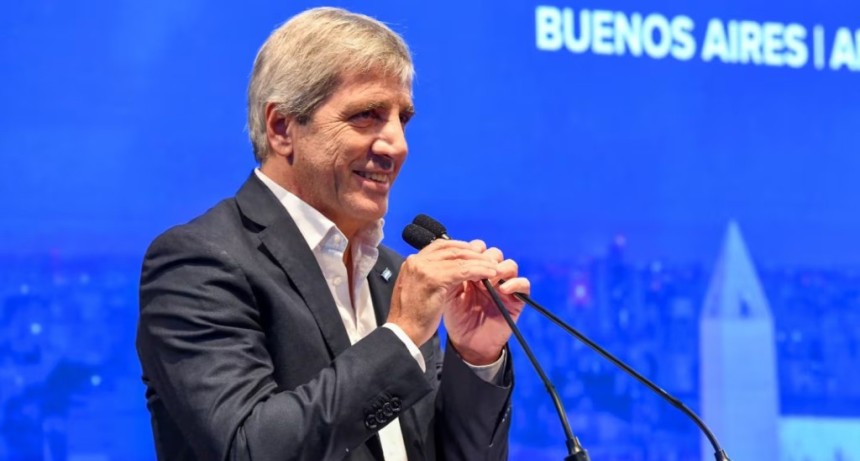 Luis Caputo confirm&oacute; que la baja de retenciones al agro no depender&aacute; de la recaudaci&oacute;n y detall&oacute; un cronograma gradual hasta 2028