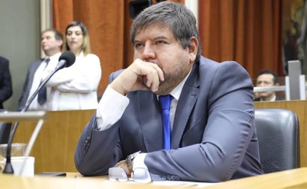 Denuncia contra el municipio: Carlos Ale apunt&oacute; contra Rossana Chahla por su respuesta p&uacute;blica