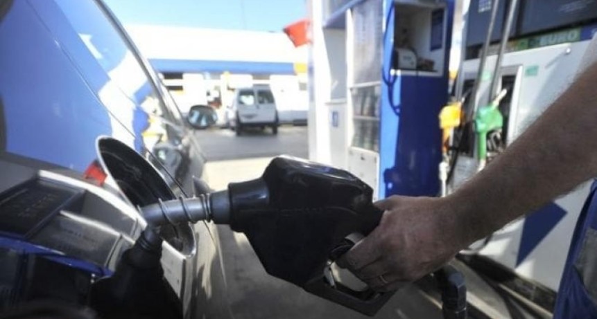 Ca&iacute;da del 2,38% en abril: el consumo de combustibles sigue a la baja por tercer mes seguido
