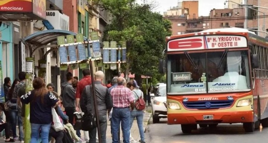 Faltan datos operativos de las empresas y hay posturas cruzadas: as&iacute; avanza en el Concejo el pedido para que el boleto suba a $2.400