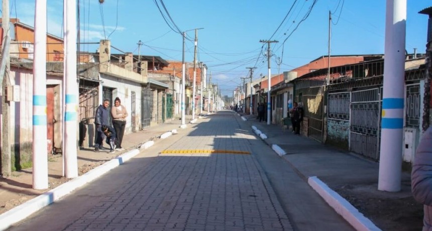 Banda del R&iacute;o Sal&iacute;: el Plan de Urbanizaci&oacute;n ya complet&oacute; 23 cuadras y ejecuta otras 15 en el barrio Palomar