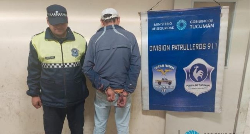 Auxilian a dos víctimas de violencia de género y aprehenden a los agresores