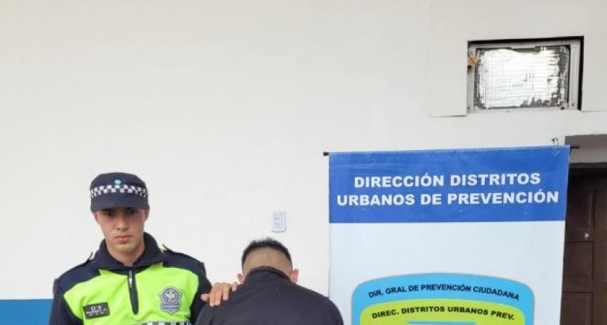 Atrapan a un motoarrebatador minutos después de asaltar a una mujer