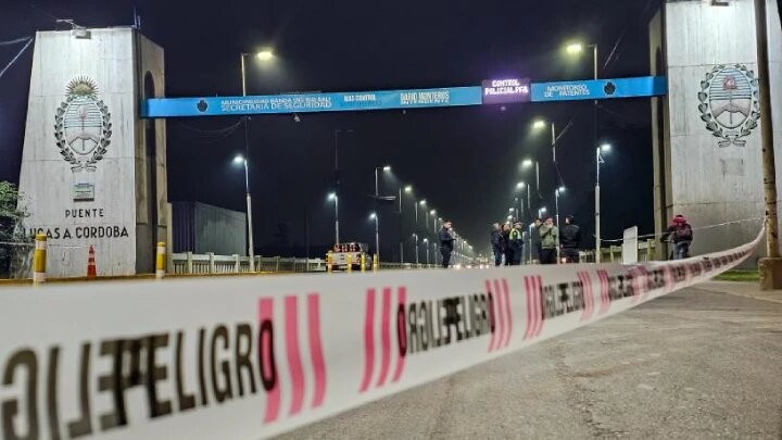 El puente Lucas Córdoba seguirá cerrado por los trabajos que se están llevando a cabo