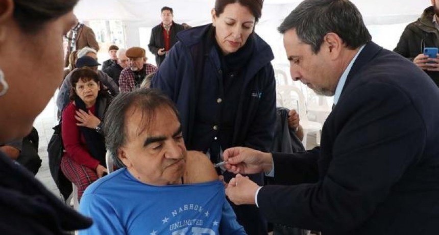 Inició la Semana de Vacunación Contra la Gripe en Plaza Independencia