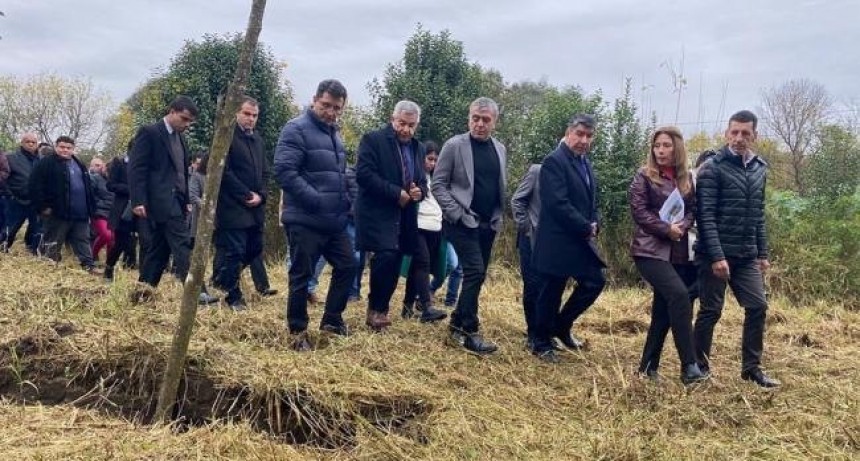 El secretario de Derechos Humanos visitó el Arsenal Miguel de Azcuénaga