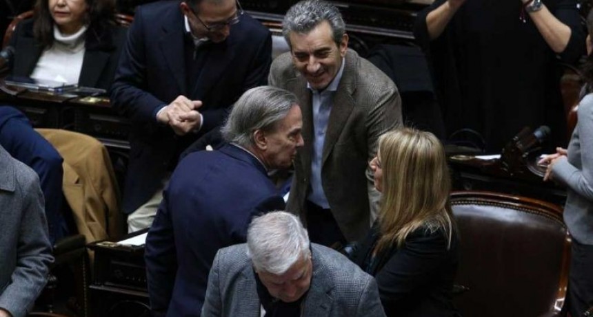 La oposición dialoguista y el kirchnerismo lograron media sanción a nueva fórmula jubilatoria