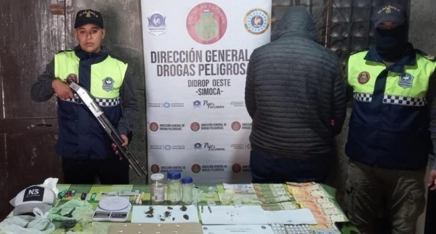 Desbaratan dos kioscos de venta de drogas