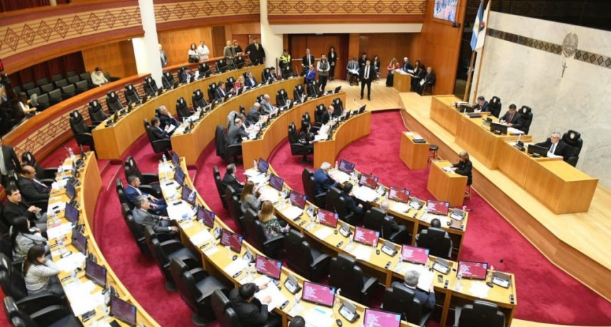La Legislatura aprobó proyectos de inversión y salud