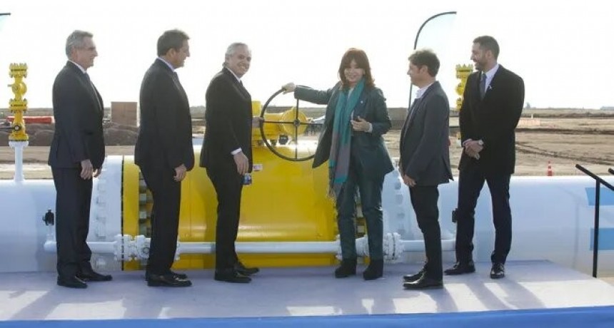 Desde el Gobierno aseguran que recibieron una deuda millonaria por el Gasoducto Néstor Kirchner