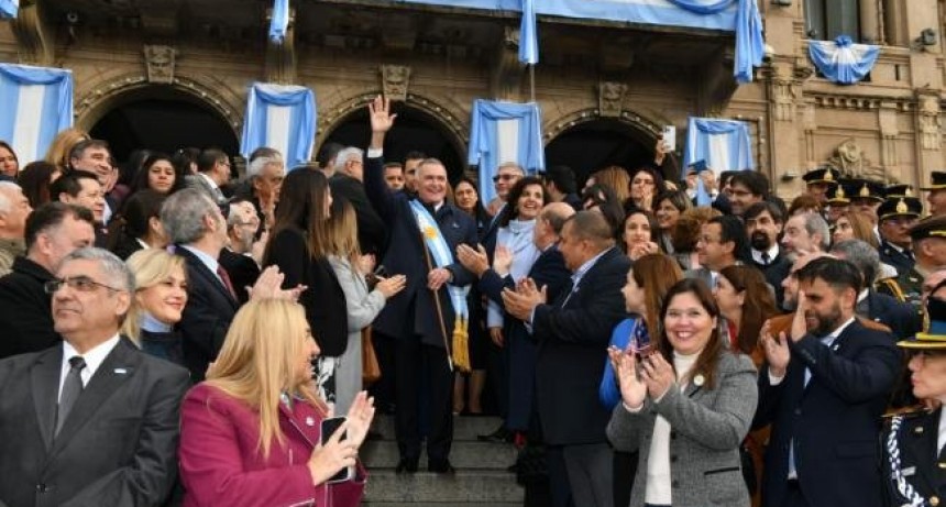 Jaldo viajó a Buenos Aires en una semana clave para la Ley Bases y el Acuerdo Fiscal