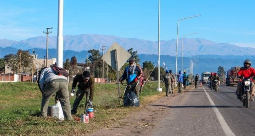 Intensos trabajos preparativos para los festejos del 9 de julio
