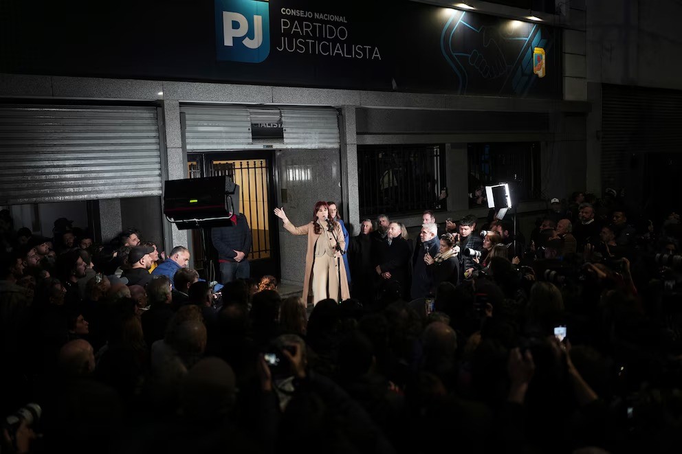 CFK denuncia 