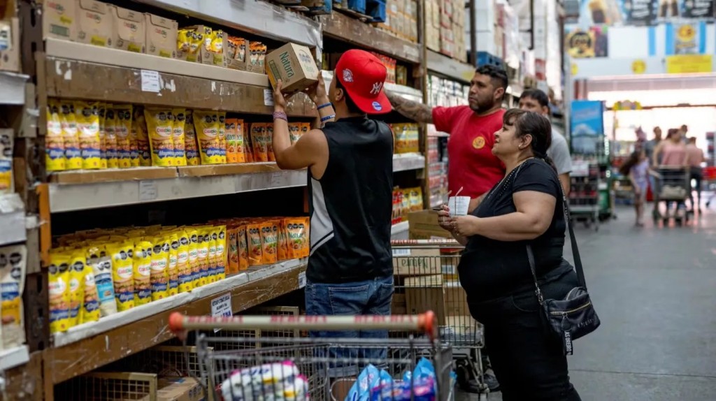 Inflación mayorista en baja: cayó 0,3% en mayo con fuerte reducción en importados