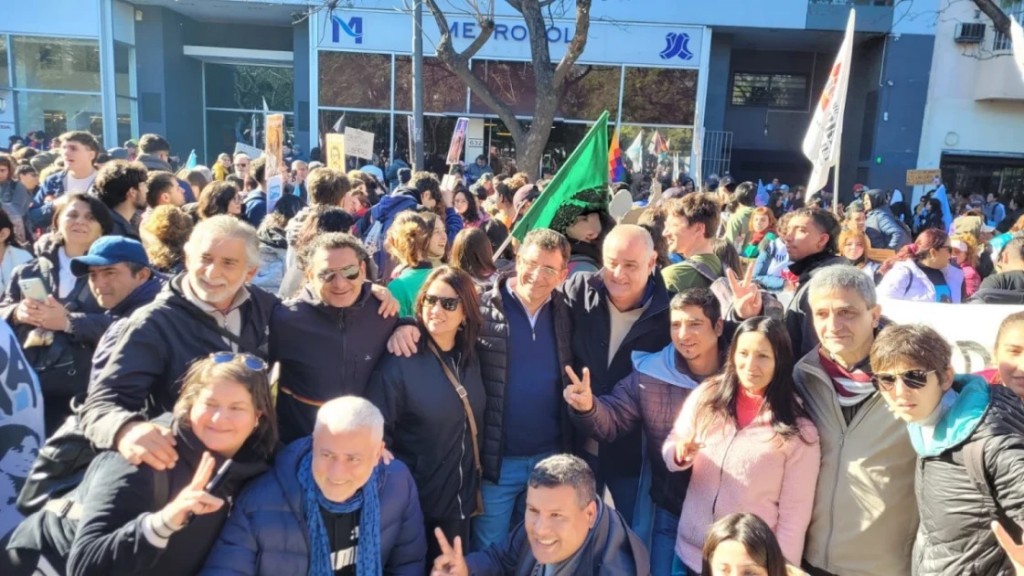 Sandra Mendoza, Juan Manzur, Pablo Yedlin y Javier Noguera encabezaron apoyo tucumano a CFK