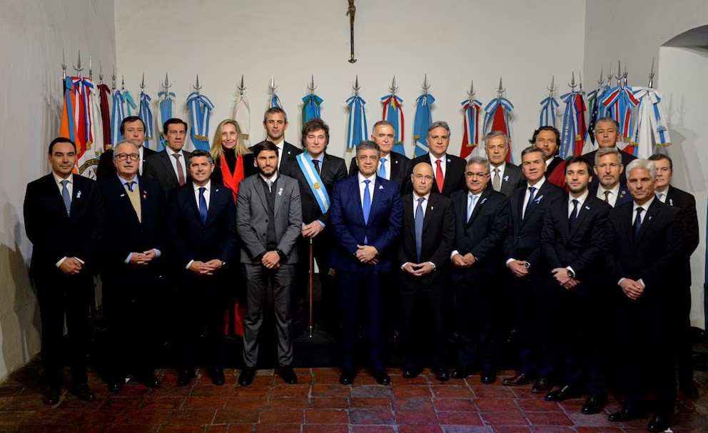El Gobierno convoca al Consejo de Mayo para debatir reformas clave