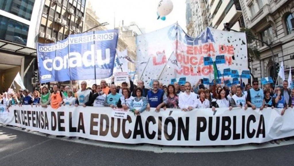 Nueva Marcha Federal Universitaria contra el ajuste en educación