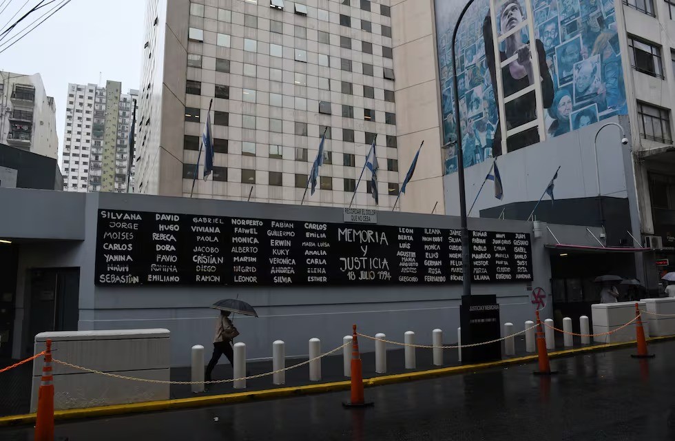 Alerta en Buenos Aires: custodian 19 sitios vinculados a Israel